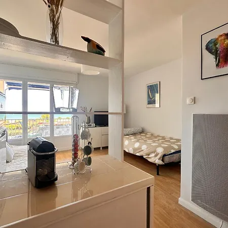 Douceur De Mediterranee - Vue Terrasse Et Parking * Le Grau-du-Roi