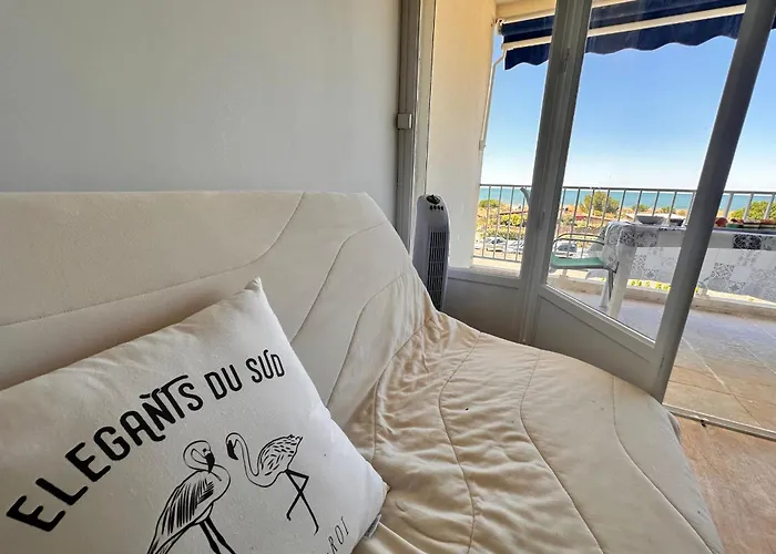 Douceur De Mediterranee - Vue Terrasse Et Parking